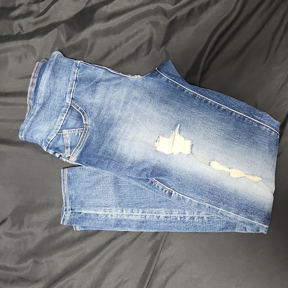 Rock & Republic Demin Rx fever ripped jeans